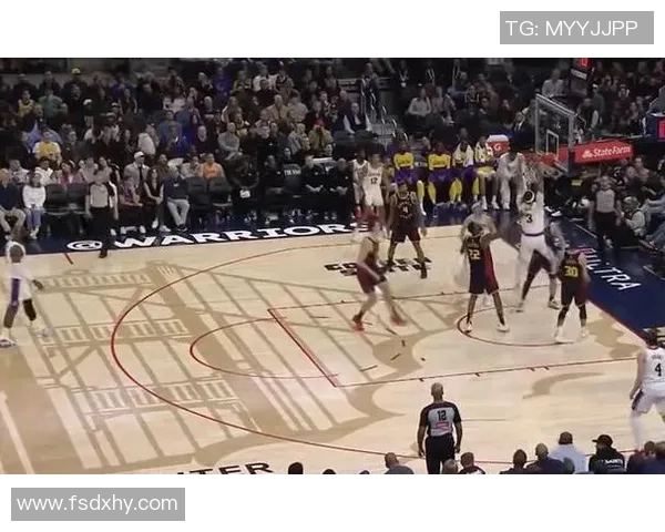 2018季前赛湖人与勇士的精彩对决回顾与分析 2018季前赛湖人与勇士的精彩对决回顾与分析