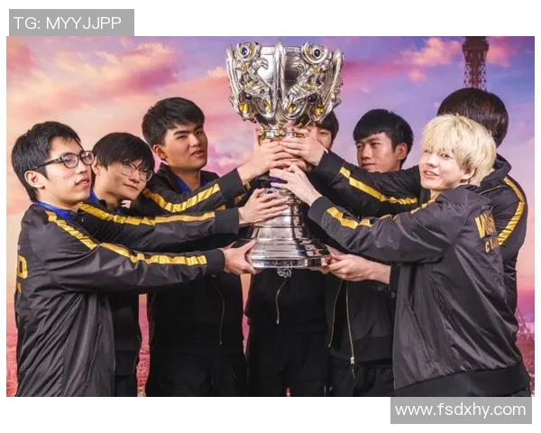 FPX在世界冠军杯积分榜中以71分稳居第一位置展现强劲实力 FPX在世界冠军杯积分榜中以71分稳居第一位置展现强劲实力